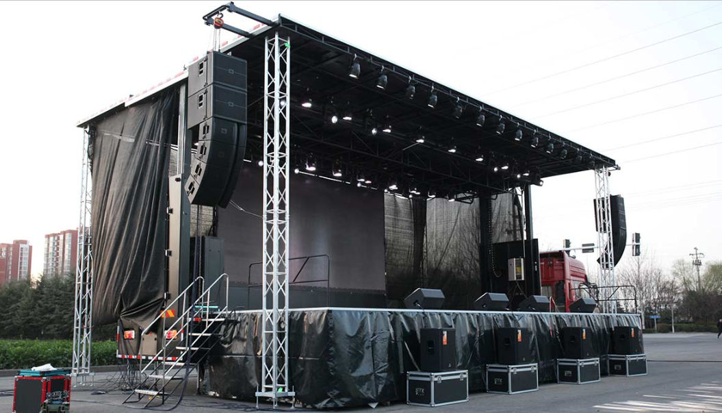 Mobile Stage: Celebrate Any Event with Versatility